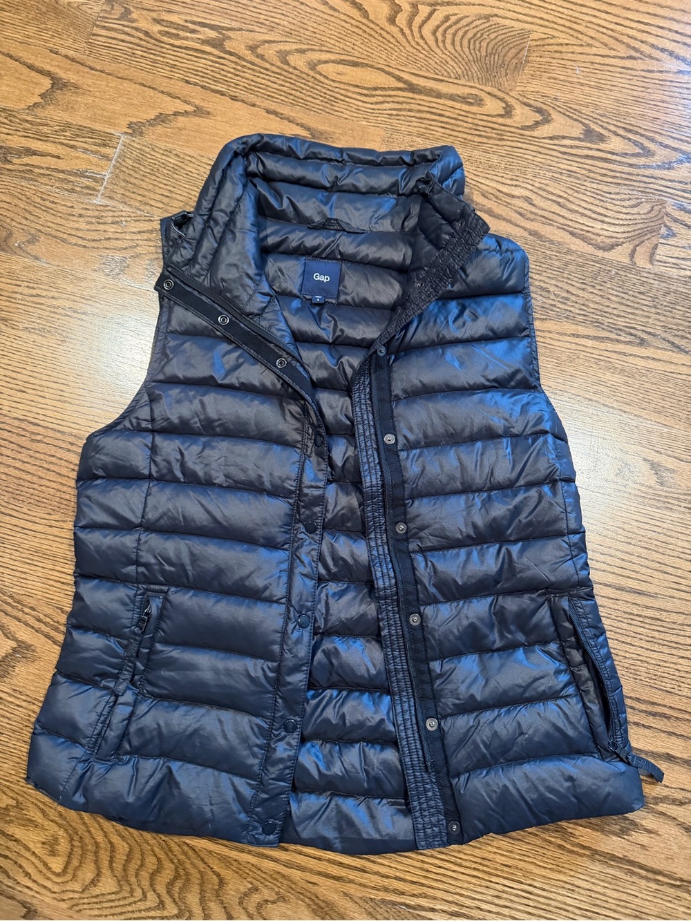 GAP Black Quilted Puffer Vest